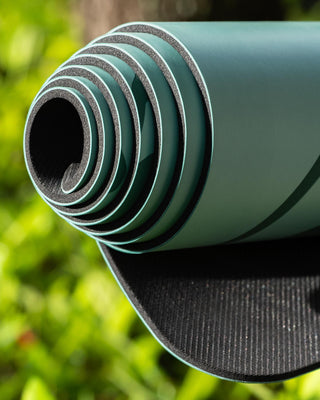 Natural Rubber vs TPE Yoga Mats: What Actually Makes the Difference